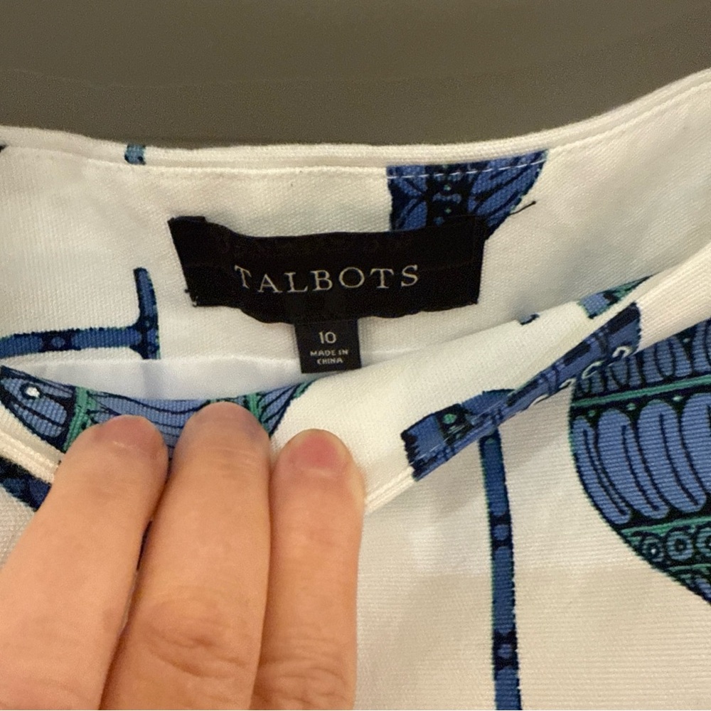 Talbots White Skirt with Blue Goblet Pattern - Picture 4 of 7